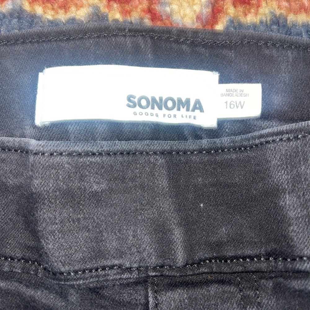 Black Skinny Jeans